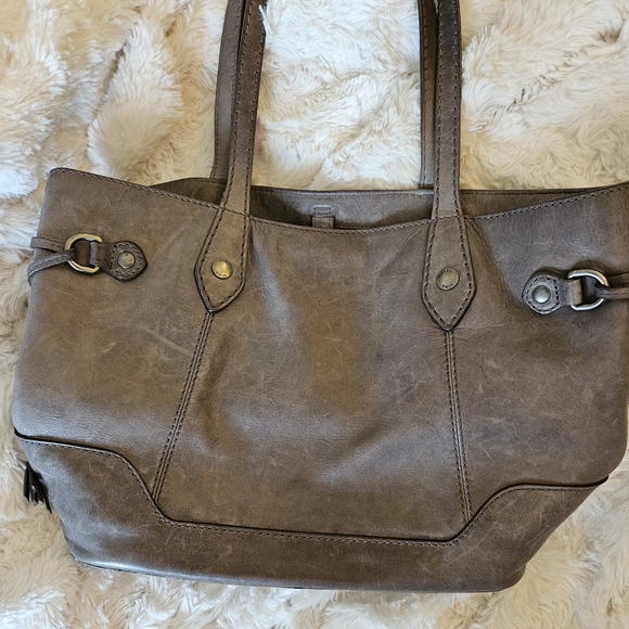 💛 Frye Gray Leather Tote Bag - Picture 3 of 8
